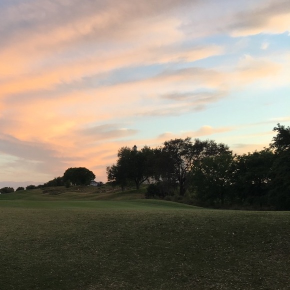 Meet your Posher, Anna - Picture 1 of 1